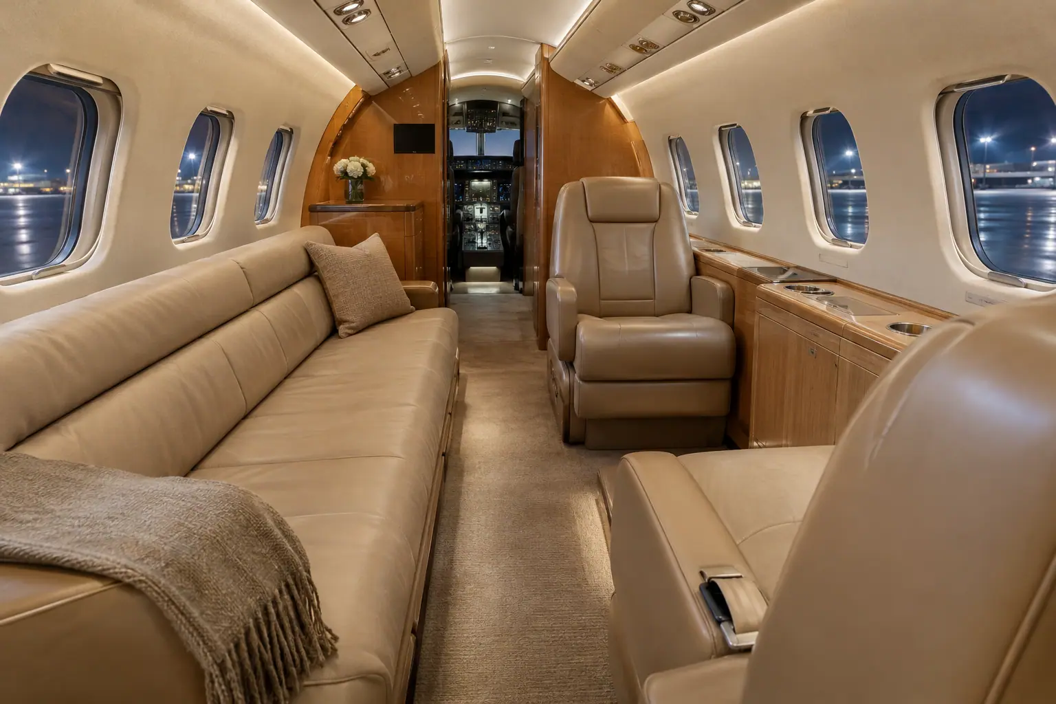 Super-midsize jet cabin interior