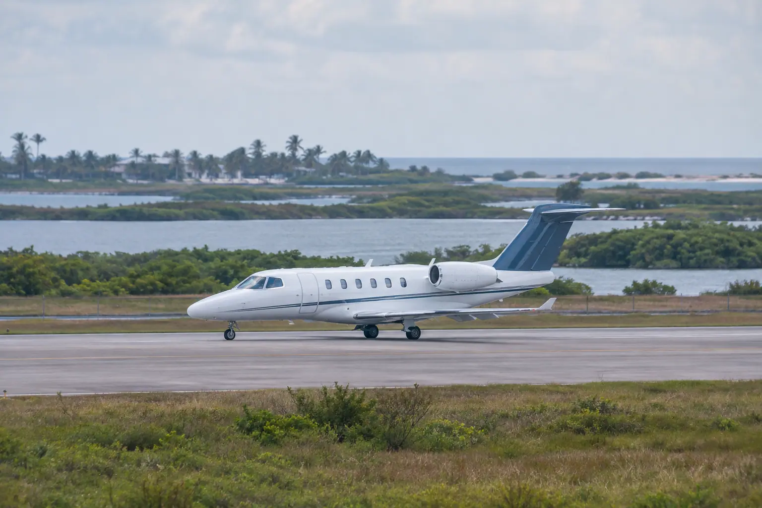 Light jet on the ramp